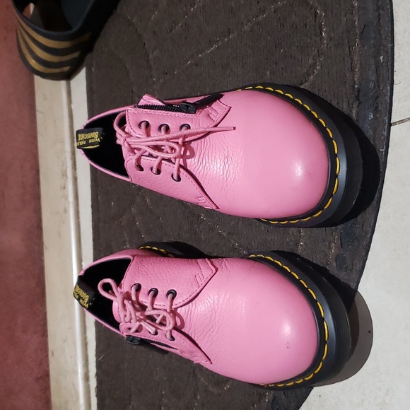 NEW Dr. Martens Leather pink oxfords....size 7 - Picture 7 of 8